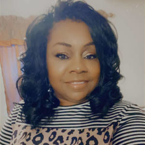 Meet your Posher, Nadine